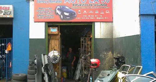 AUTO LA 30 AUTO LA 30